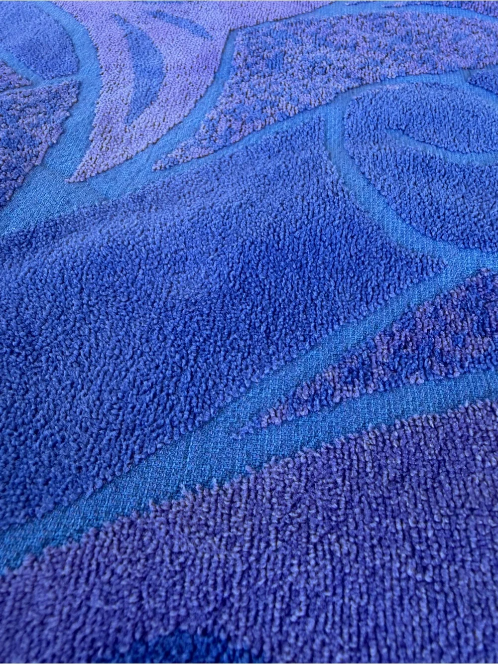 Kirkland Stylized Fish Waves Egyptian Cotton Large Beach Towel Blue Purple 36x66
